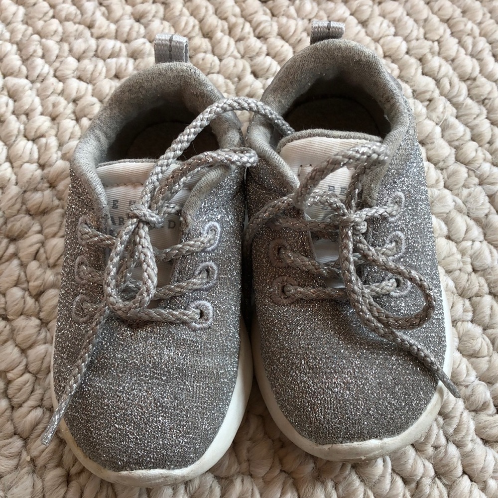 Sparkly silver tennis shoes size eu 20